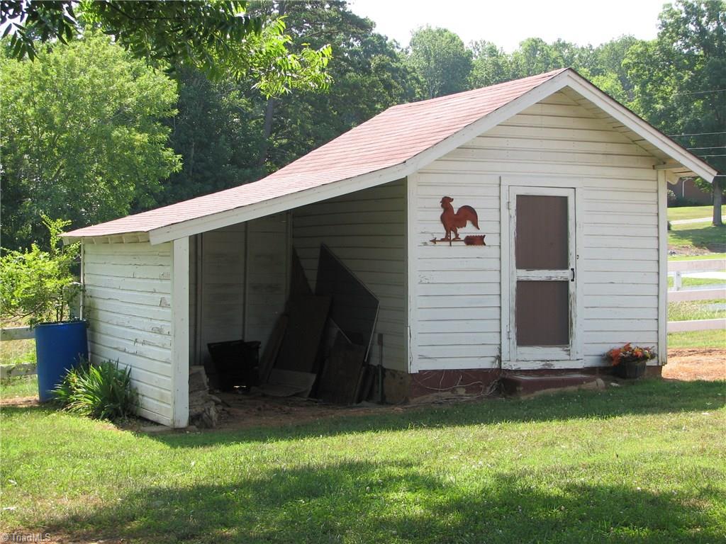 1186 Denton Road Denton, NC 27239 - Photo 3 of 30