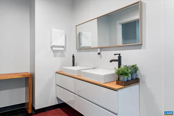 $1,299,999 | 912 Valley Ridge Road, Covington, VA 24426