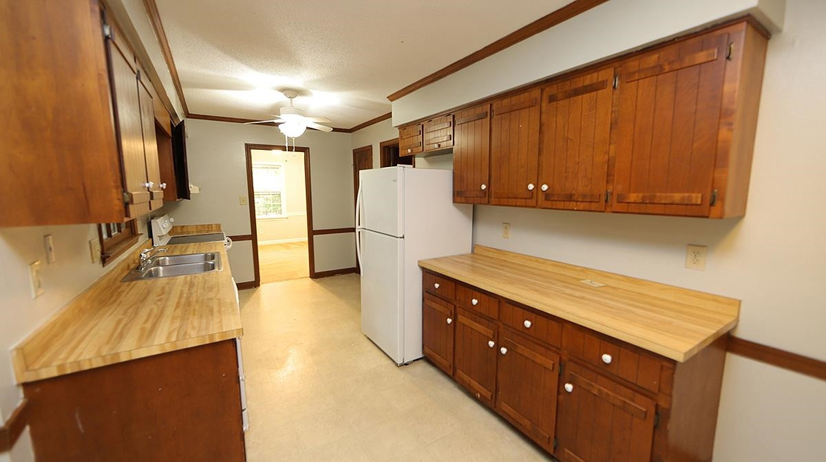 7300 Mill Ridge Road Raleigh, NC 27613 - Photo 9 of 26 Kitchen
