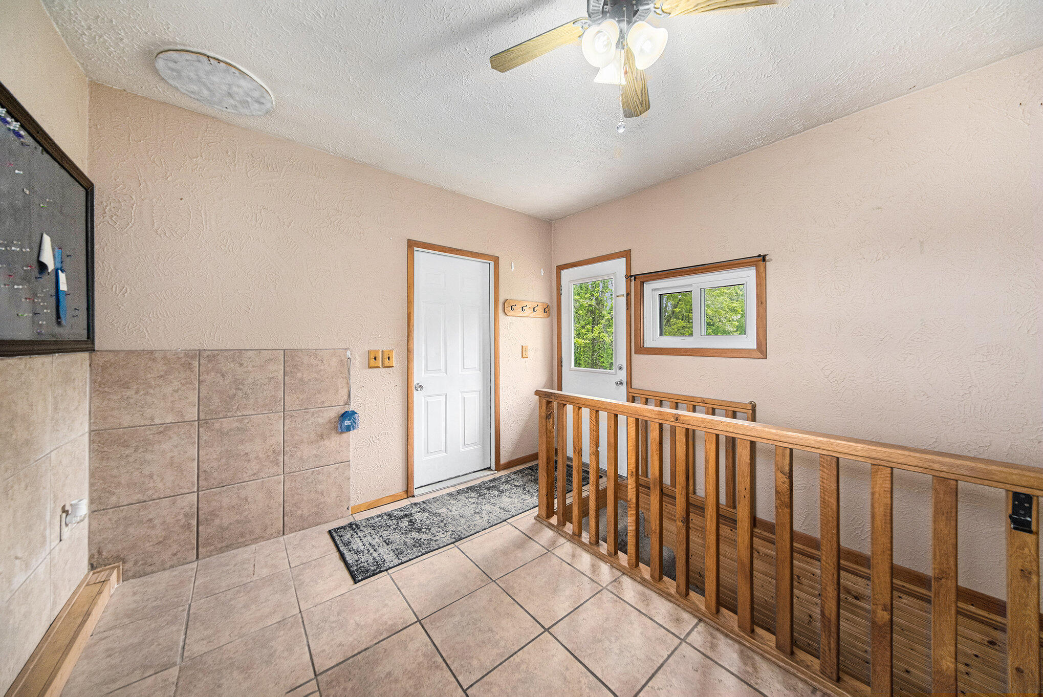 3225 Fishville Road Grass Lake, MI 49240 - Photo 5 of 26 005_file_769