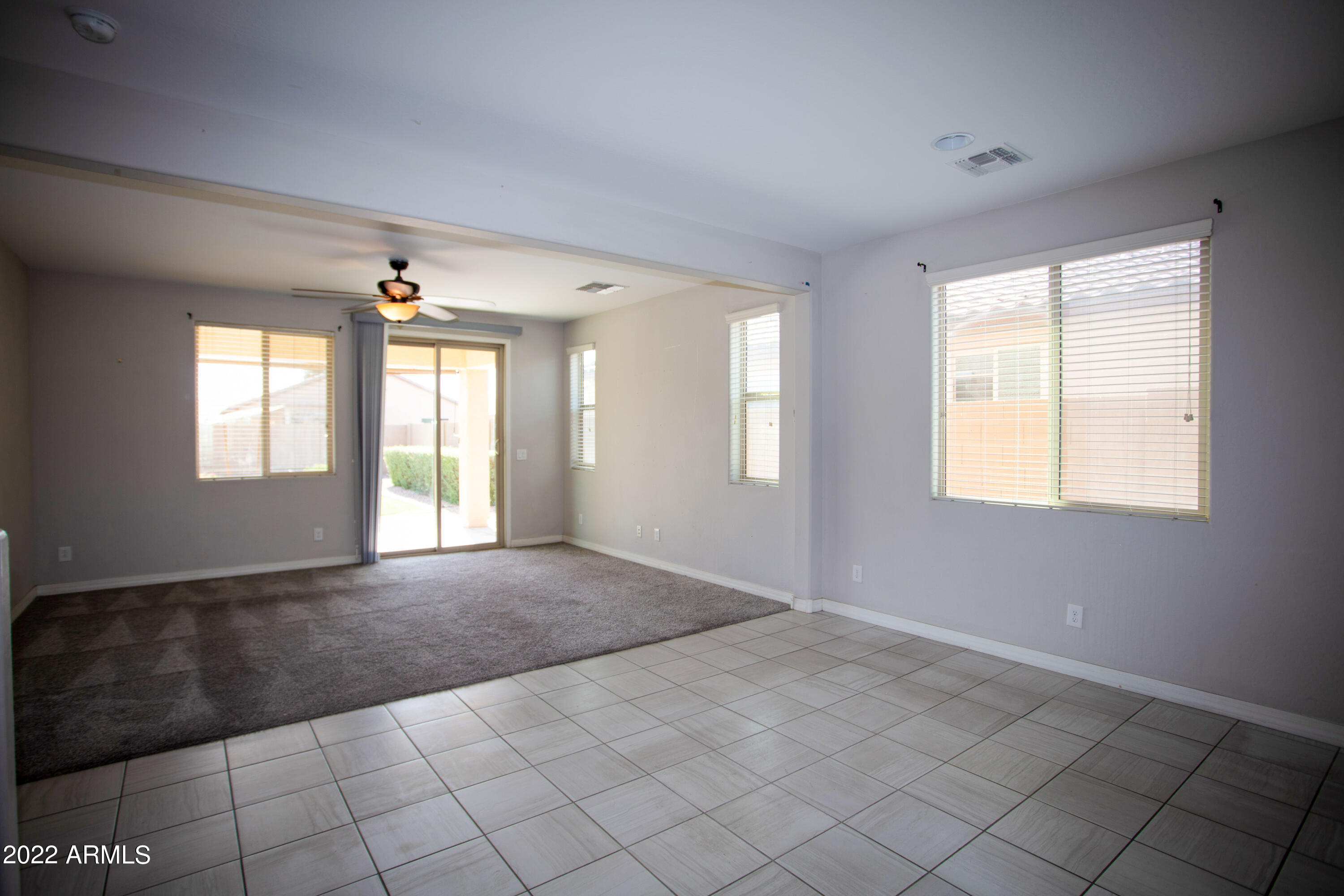 19359 North Stonegate Road Maricopa, AZ 85138 - Photo 12 of 49 12 Dining Room
