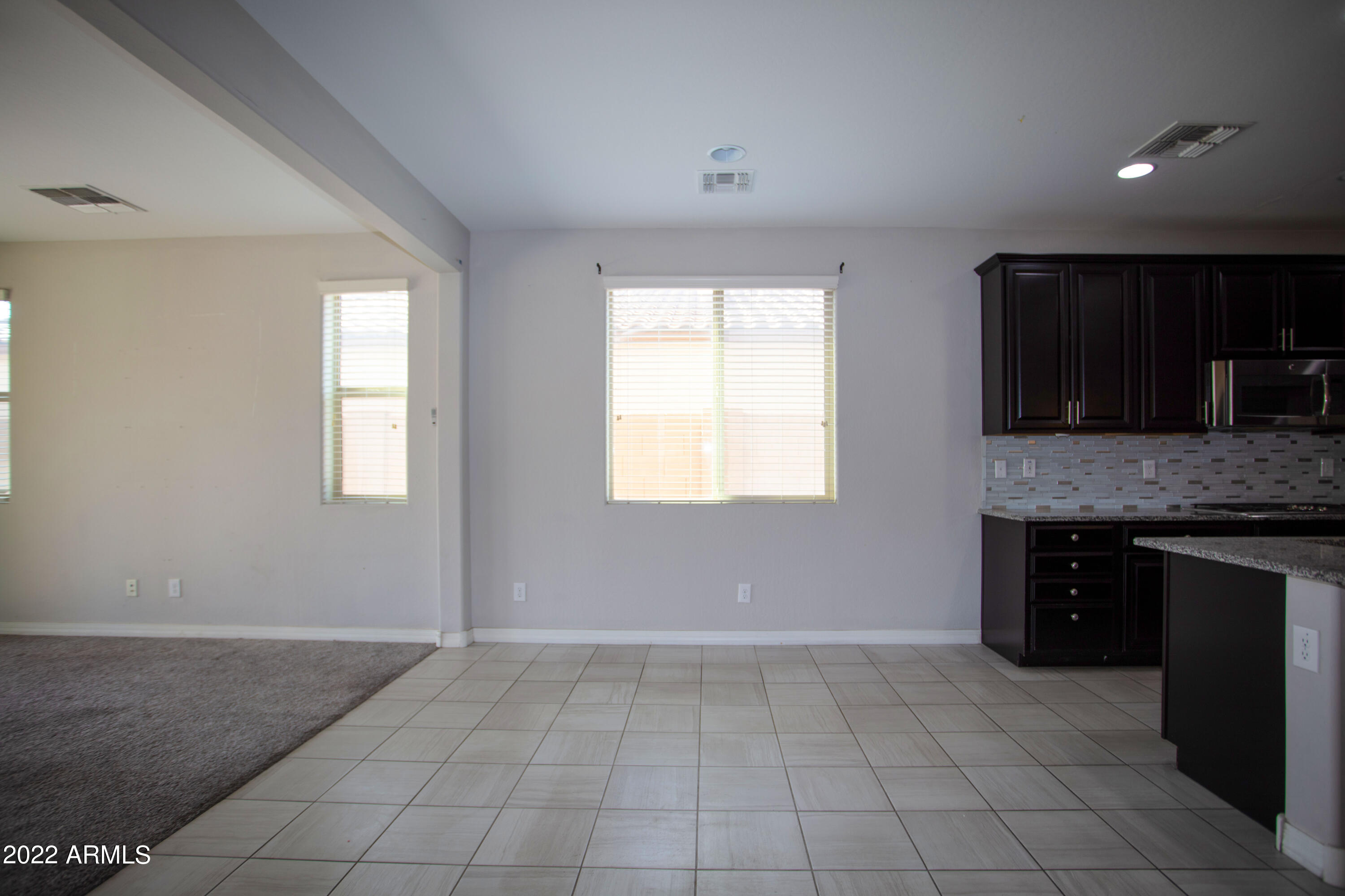 19359 North Stonegate Road Maricopa, AZ 85138 - Photo 13 of 49 13 Dining Room