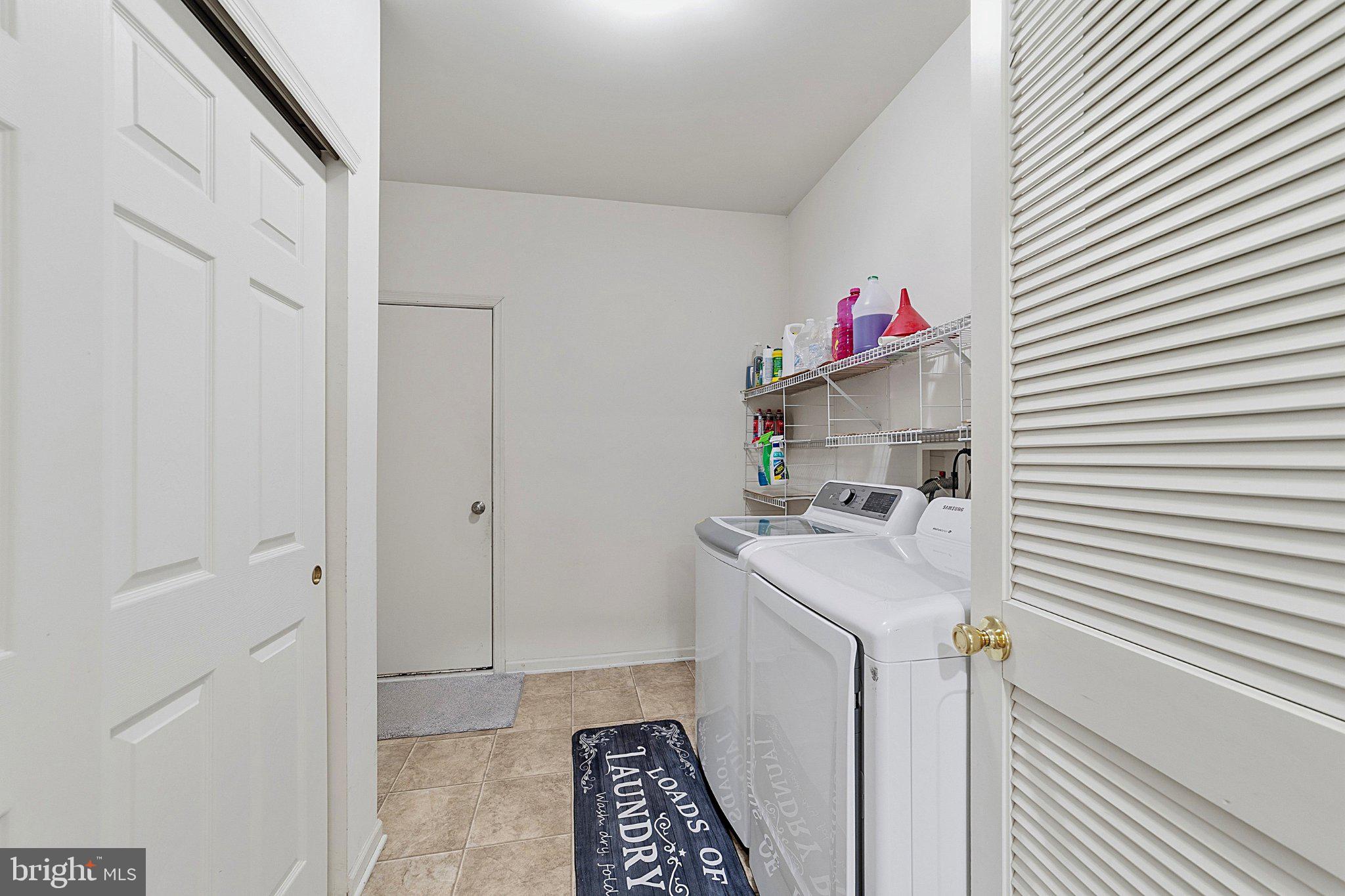 537 Riggs Avenue Berlin, NJ 08009 - Photo 10 of 32 Bright and functional laundry space.