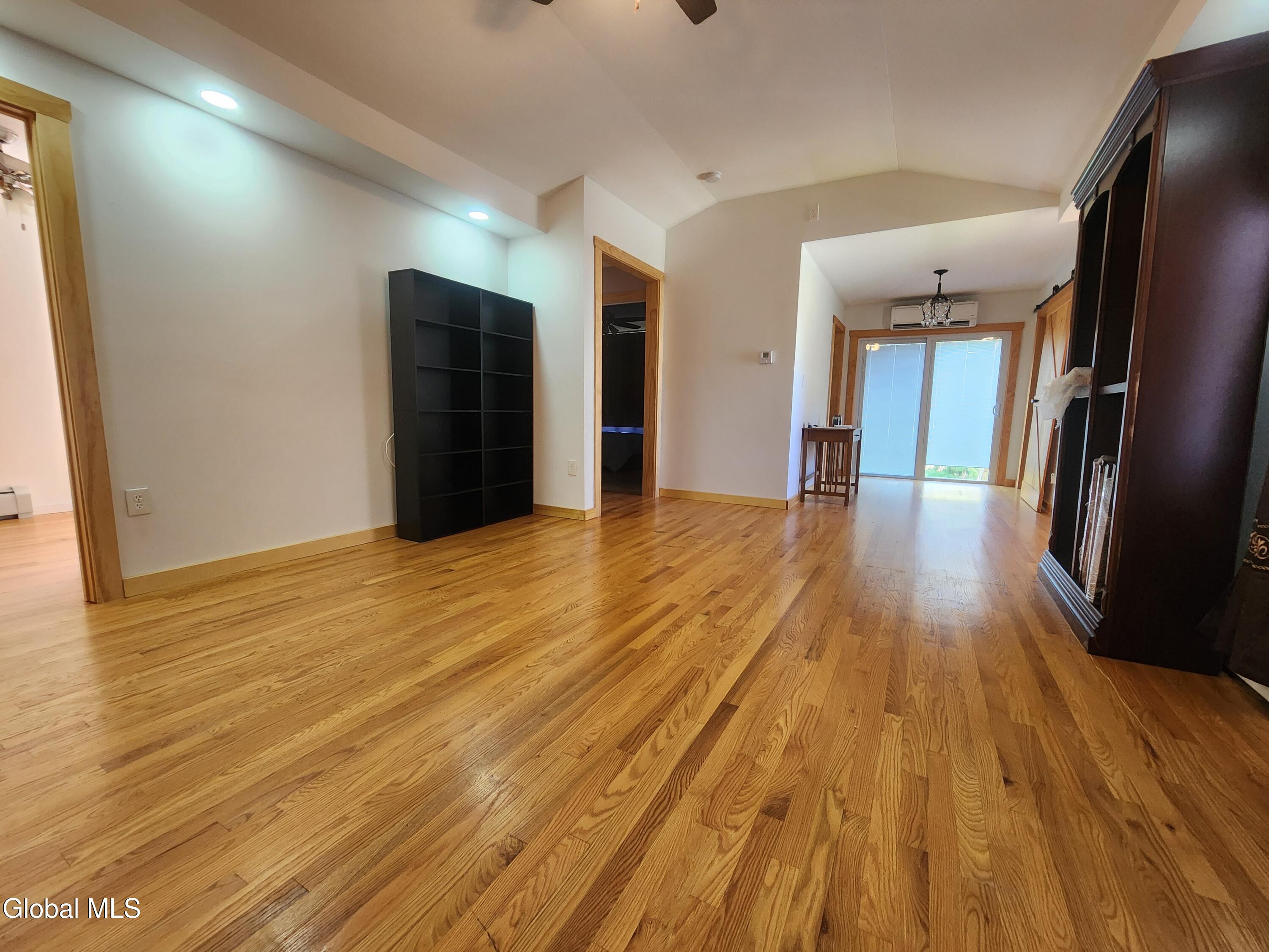 1003 River Road Schodack, NY 12156 - Photo 17 of 64 20260418_125644