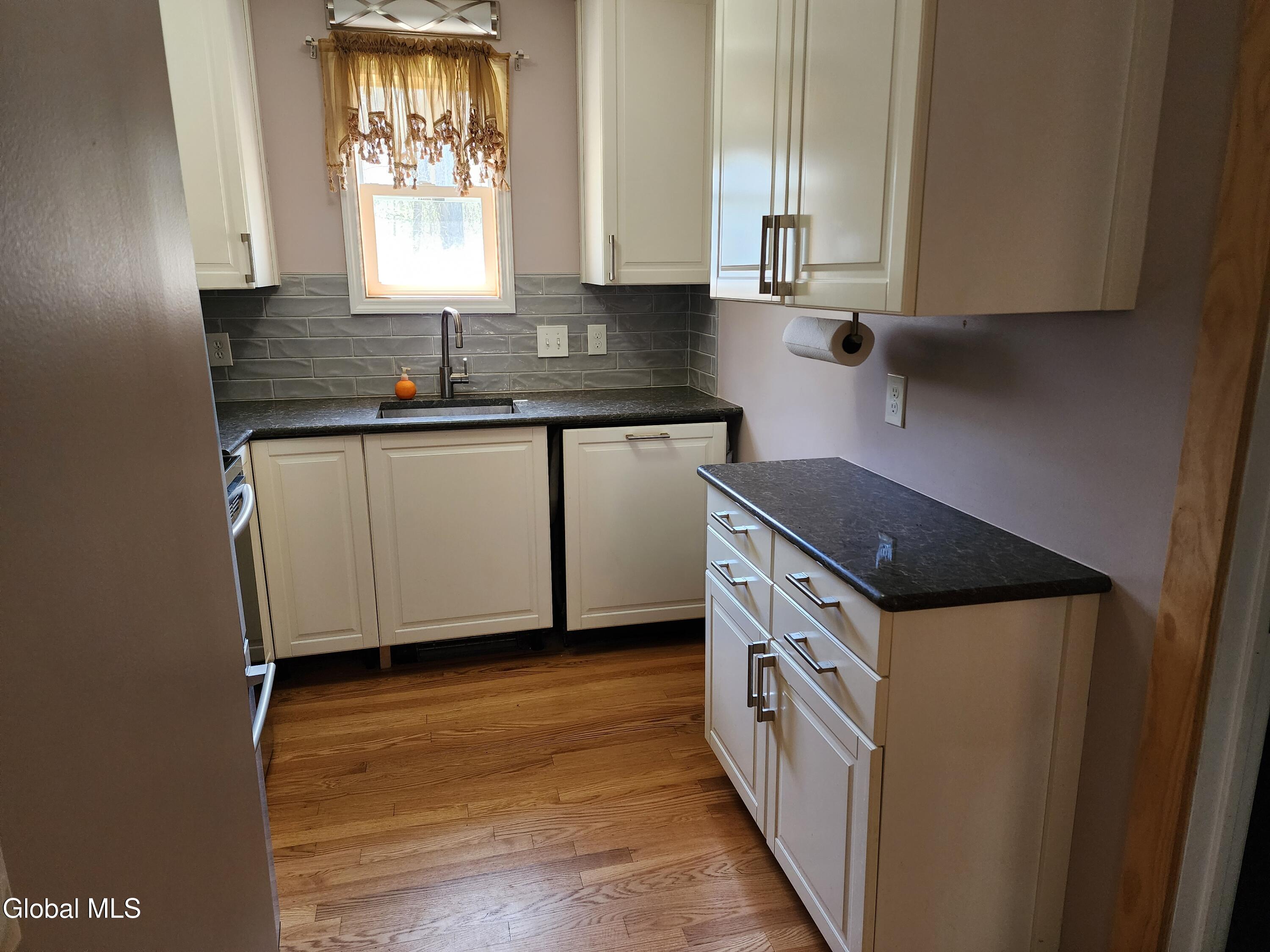 1003 River Road Schodack, NY 12156 - Photo 23 of 64 20260418_125502