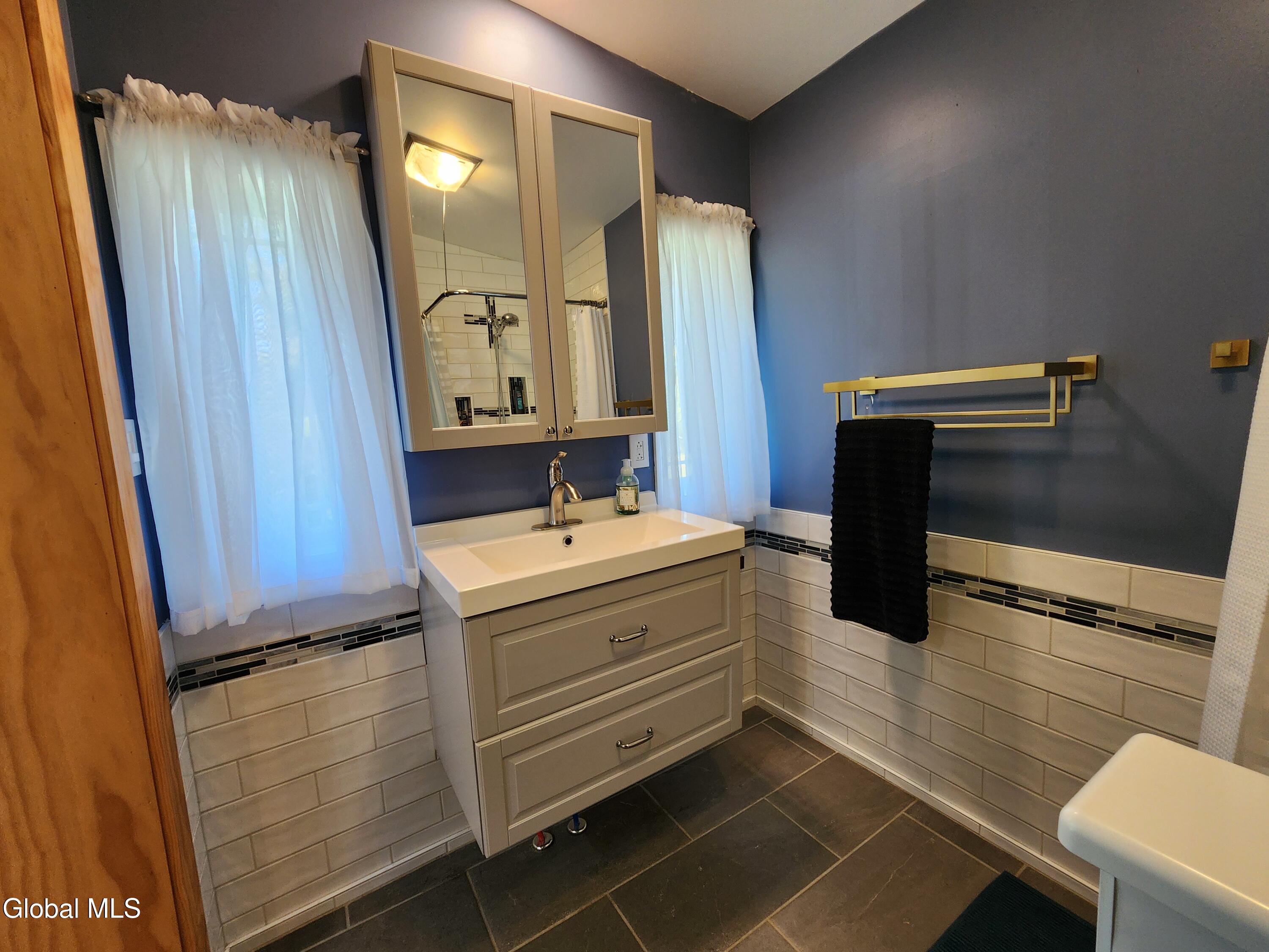 1003 River Road Schodack, NY 12156 - Photo 37 of 64 20250922_121108