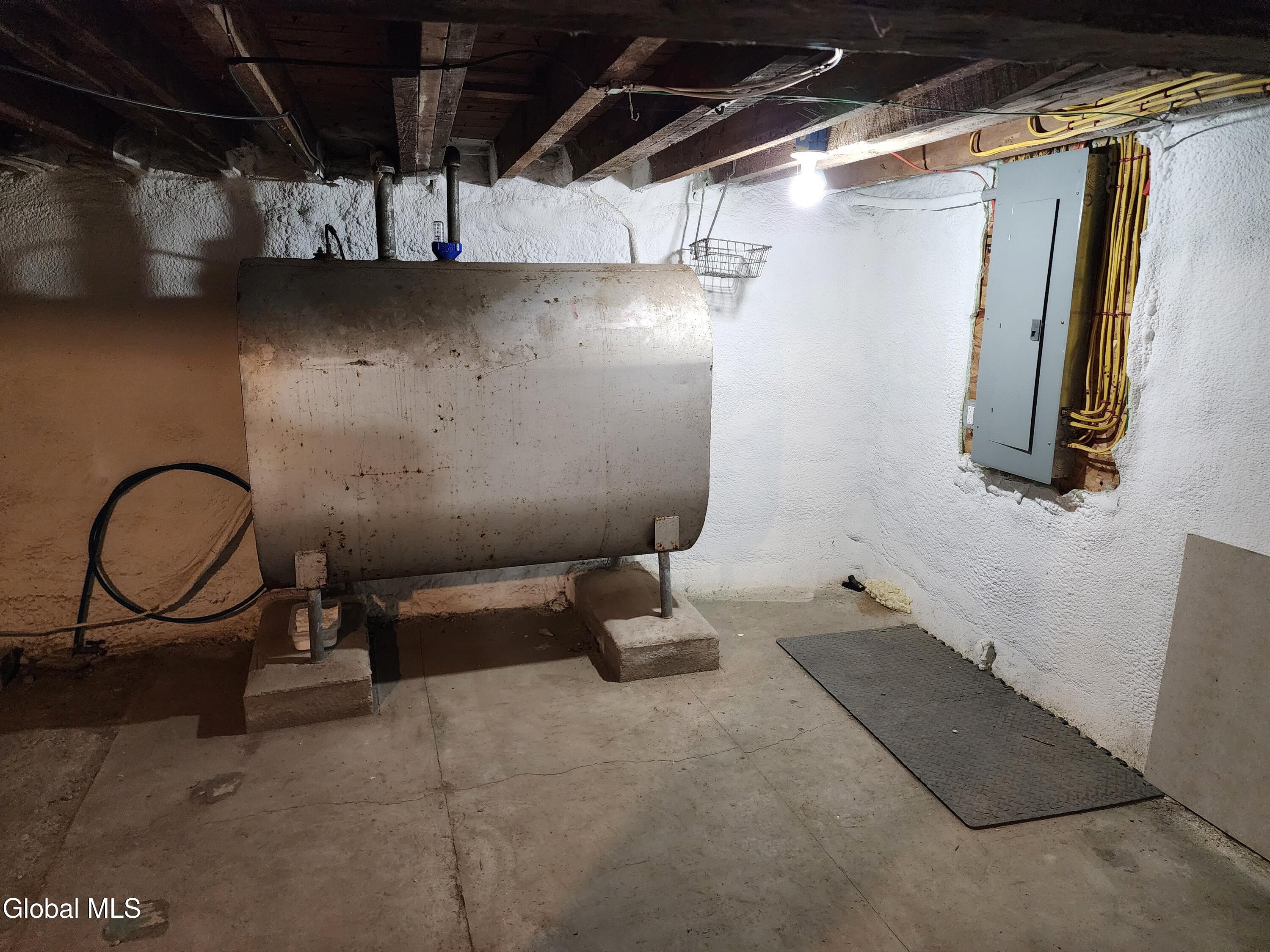 1003 River Road Schodack, NY 12156 - Photo 43 of 64 20260418_124322