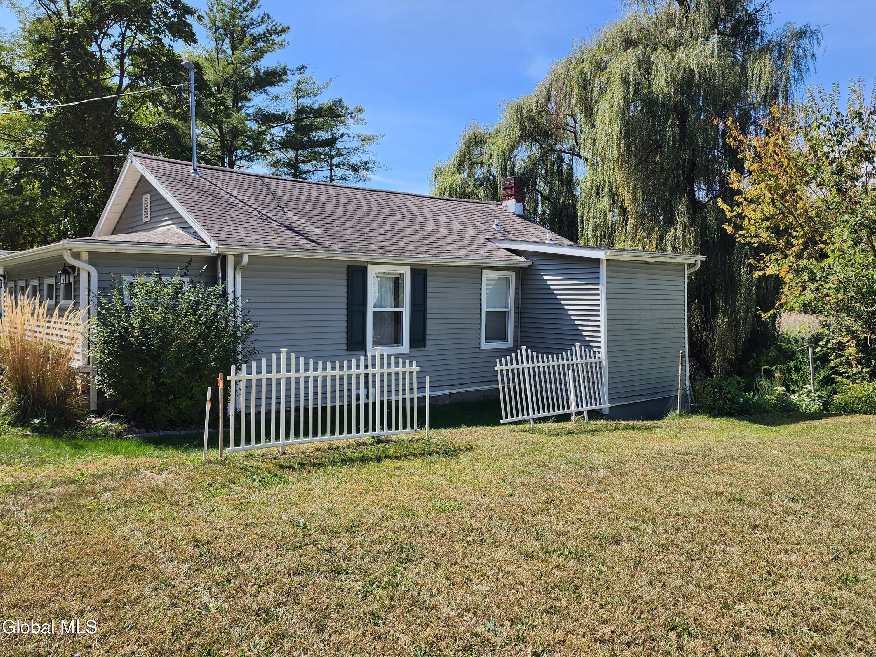 1003 River Road Schodack, NY 12156 - Photo 5 of 64 20250922_125019