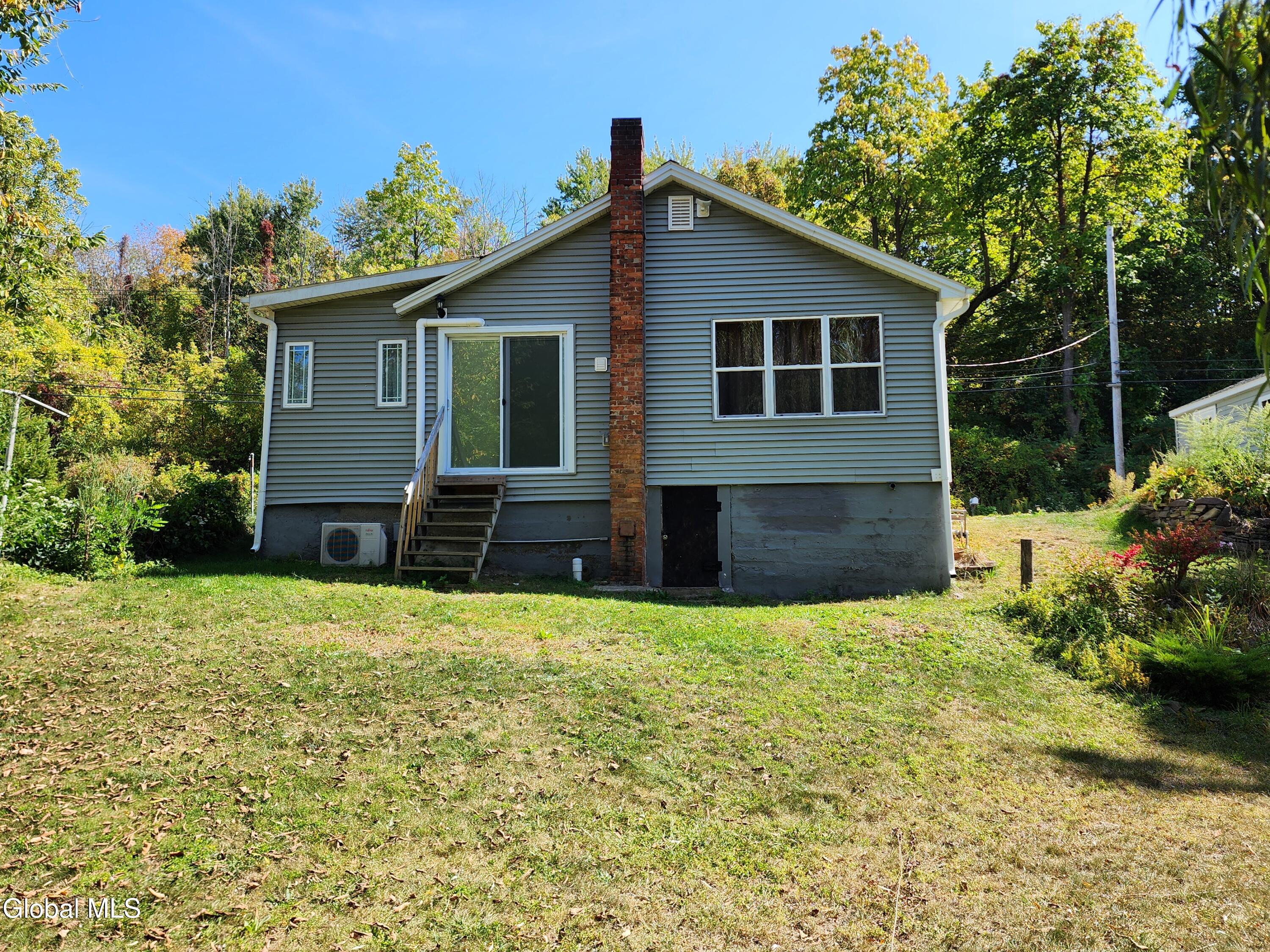 1003 River Road Schodack, NY 12156 - Photo 6 of 64 20250922_124026