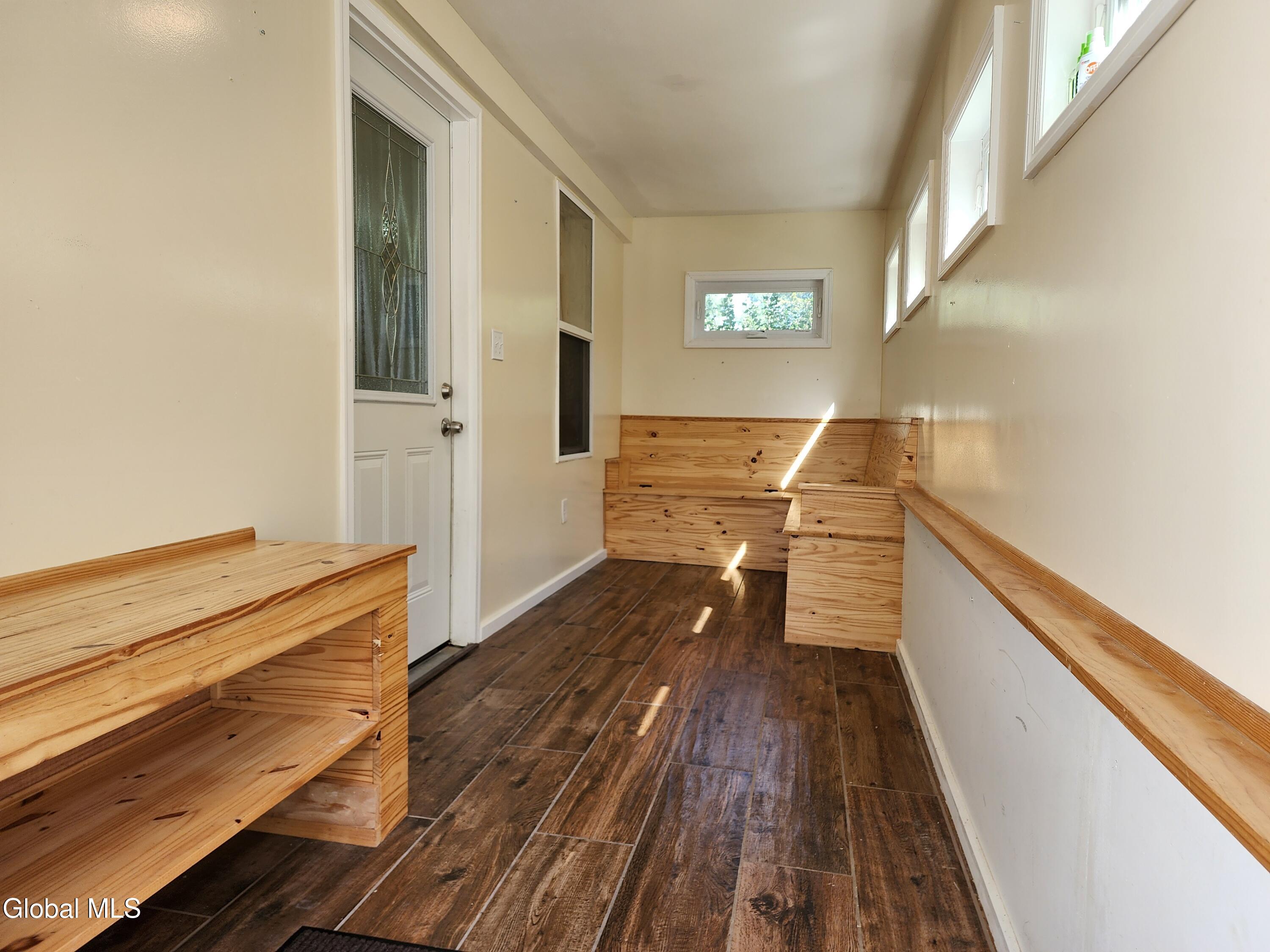 1003 River Road Schodack, NY 12156 - Photo 9 of 64 20250922_115500