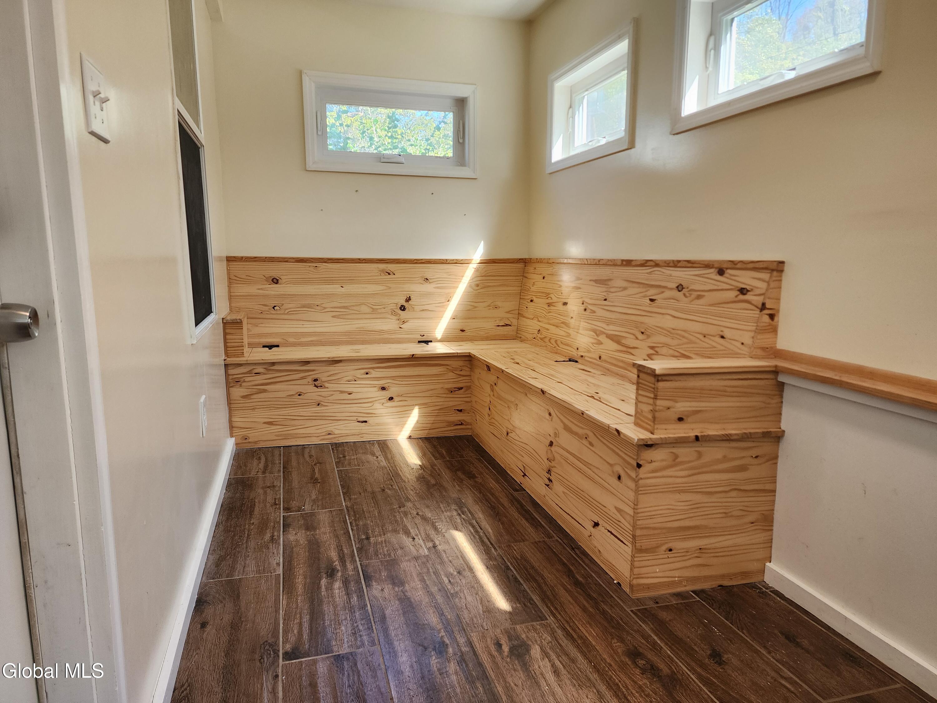 1003 River Road Schodack, NY 12156 - Photo 10 of 64 20250922_115539