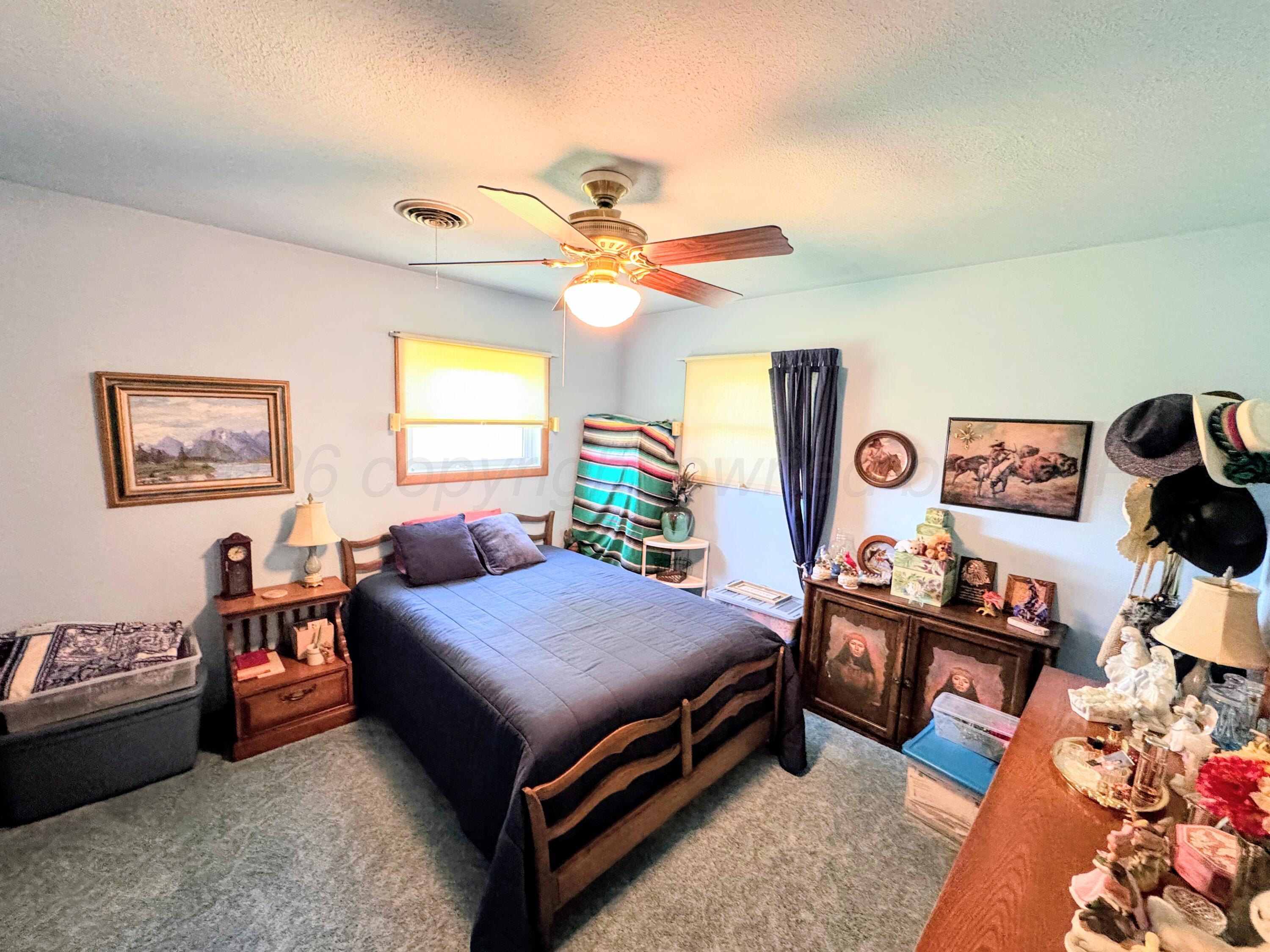 420 South Roland Street Spearman, TX 79081 - Photo 11 of 26 420 S Roland primary bedroom