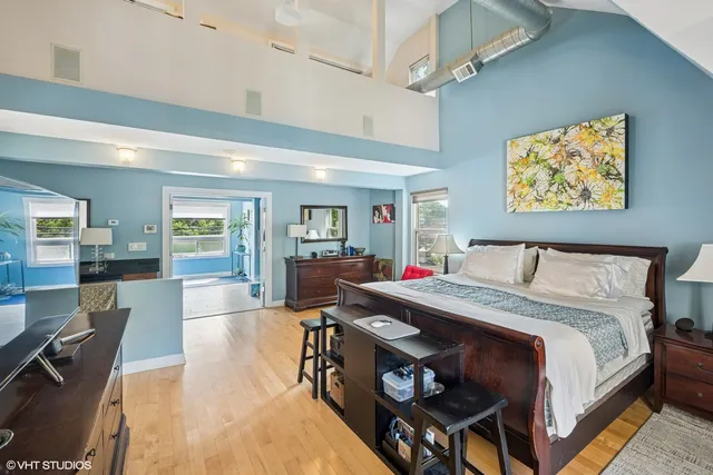 $825,000 | 4911 North Ashland Avenue, Chicago, IL 60640