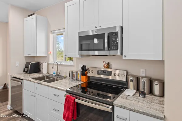 $939,000 | 35554 North Williams Lane, Athol, ID 83801