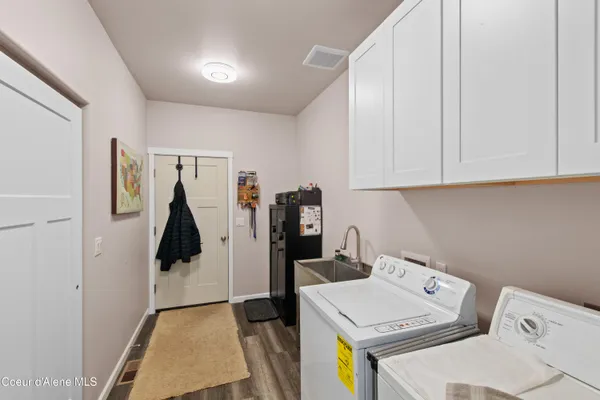 $939,000 | 35554 North Williams Lane, Athol, ID 83801