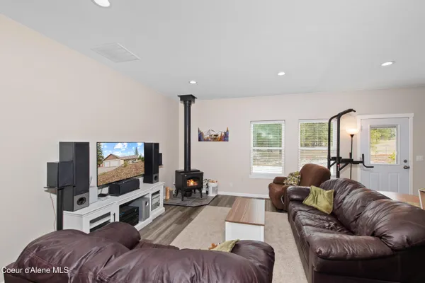 $939,000 | 35554 North Williams Lane, Athol, ID 83801