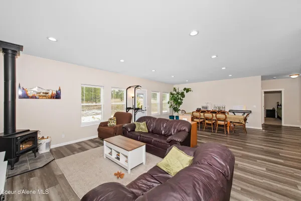 $939,000 | 35554 North Williams Lane, Athol, ID 83801