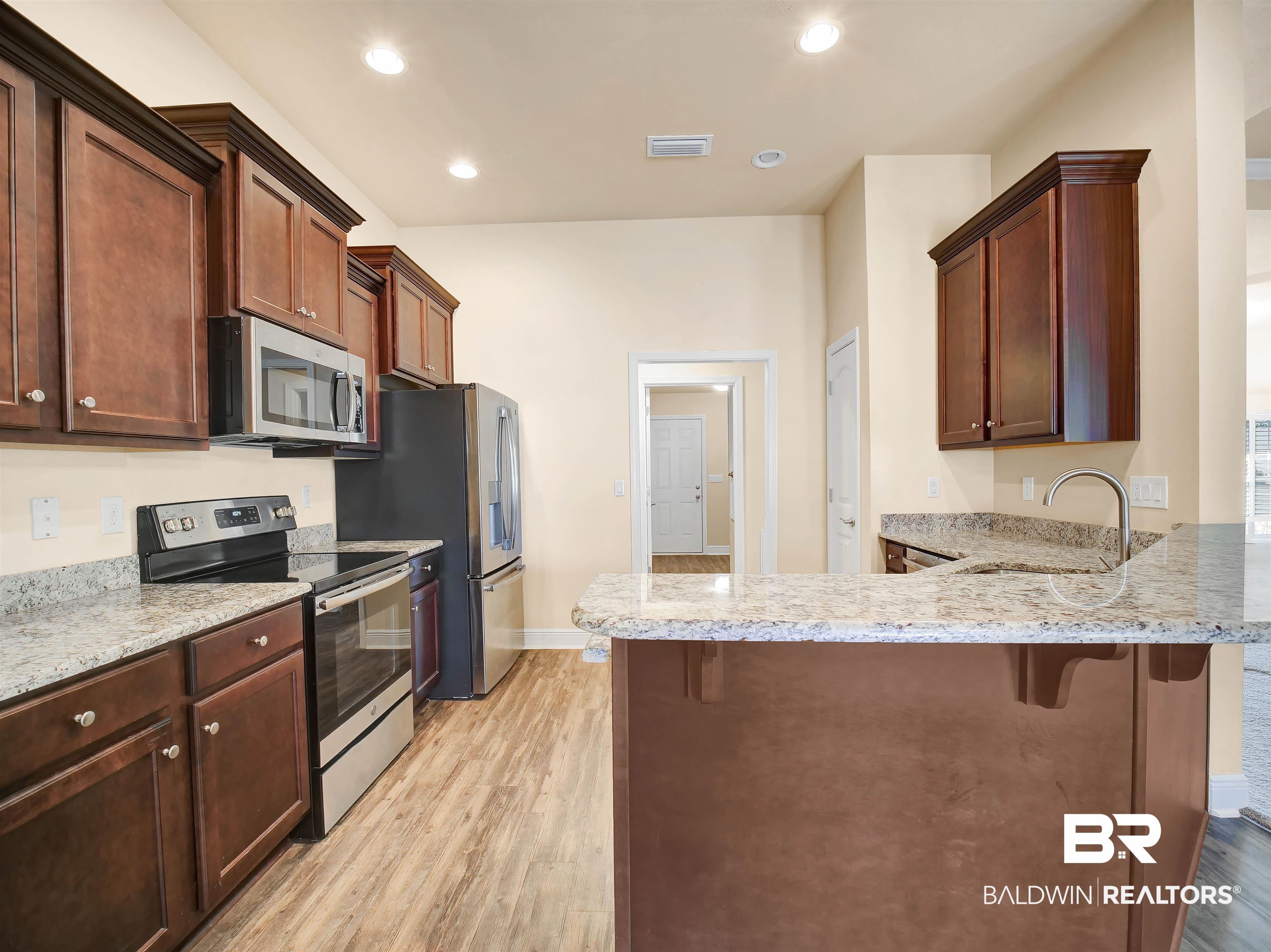 737 Edinburgh Avenue Foley, AL 36535 - Photo 17 of 34