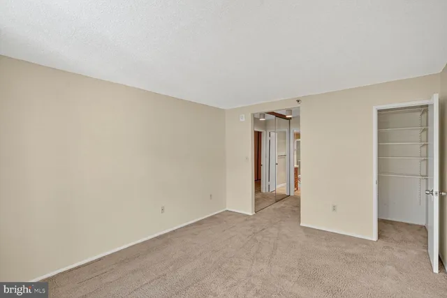 $234,900 | 15101 Interlachen Drive, Unit 1123, Silver Spring, MD 20906