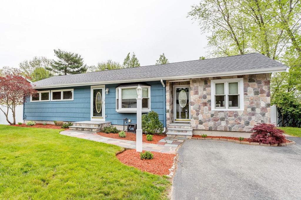 18 Trudy Terrace Canton, MA 02021 - Photo 1 of 16 Gallery Image 1