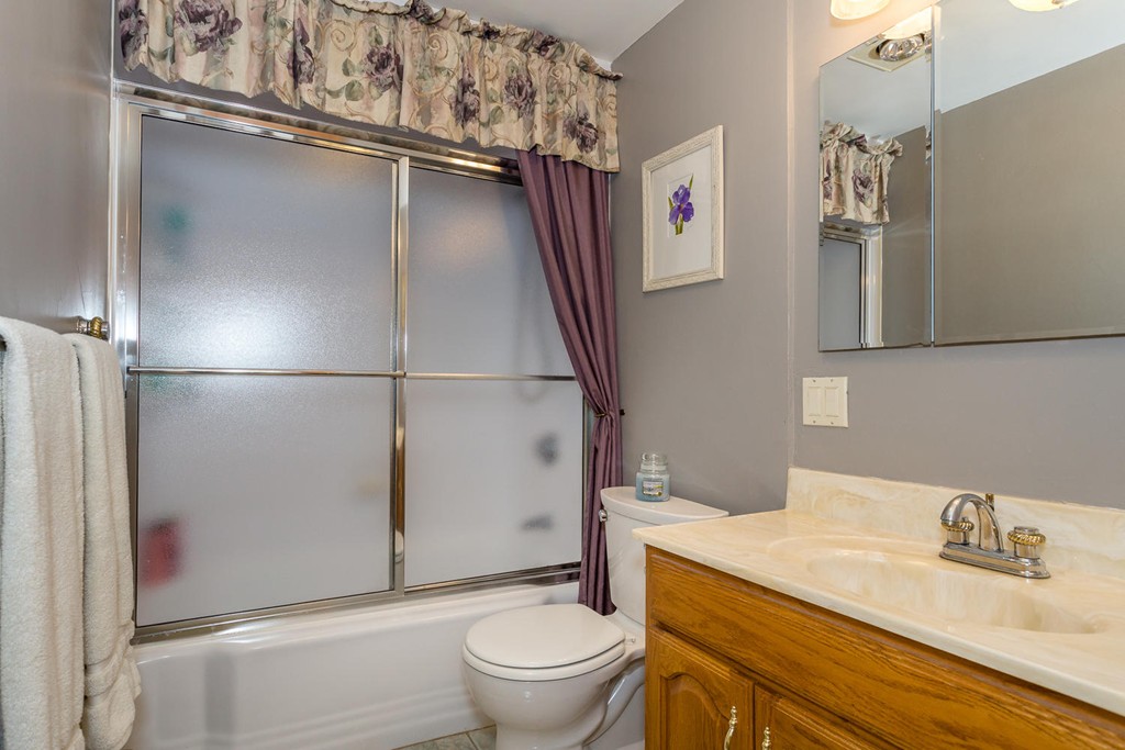 18 Trudy Terrace Canton, MA 02021 - Photo 10 of 16 Gallery Image 10