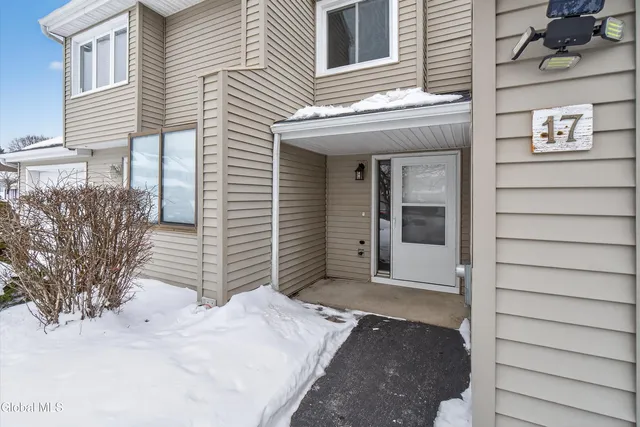 $2,500 | 17 Derby Drive, Saratoga Springs, NY 12866