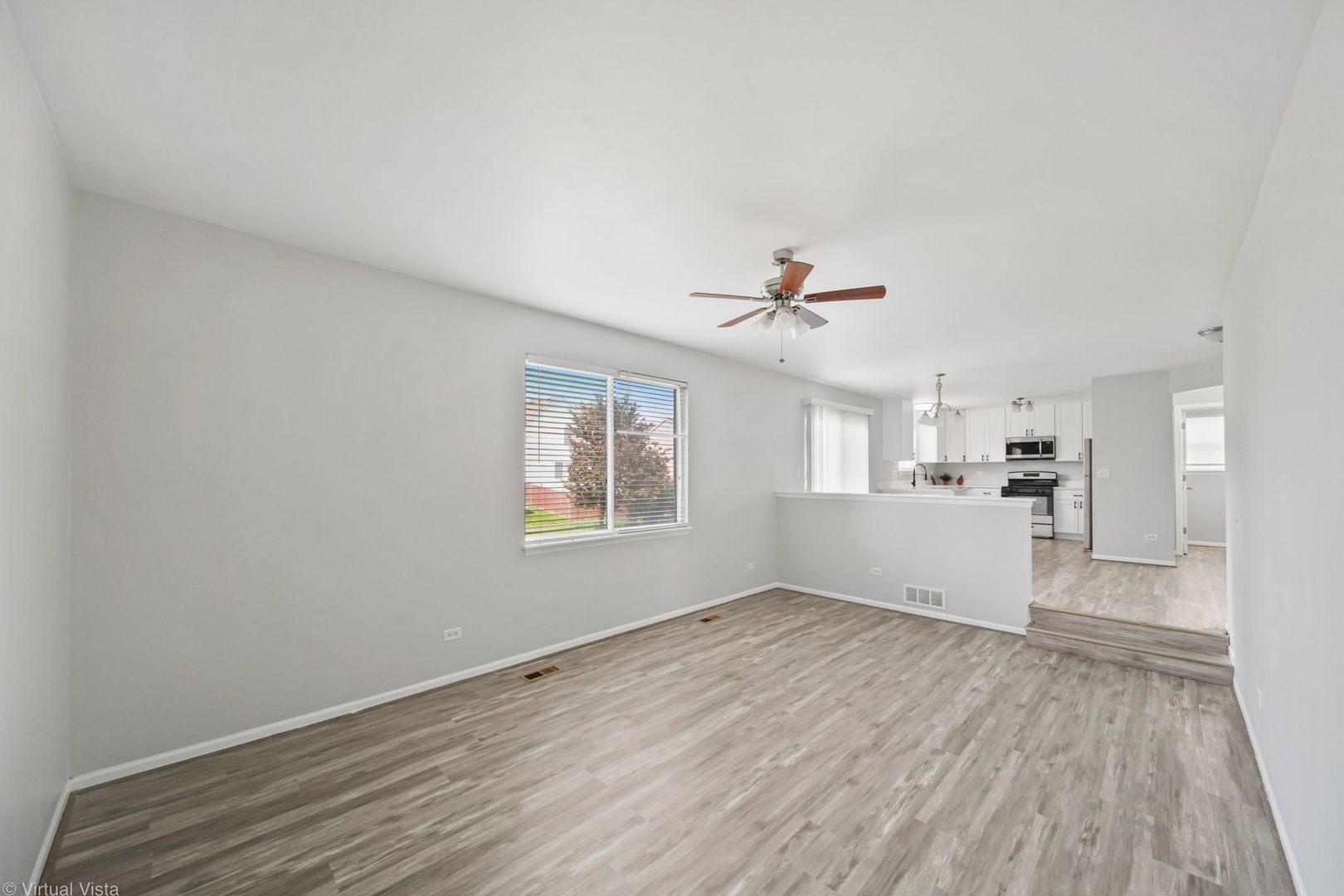 502 Anna Lane Romeoville, IL 60446 - Photo 8 of 31 Gallery Image 8