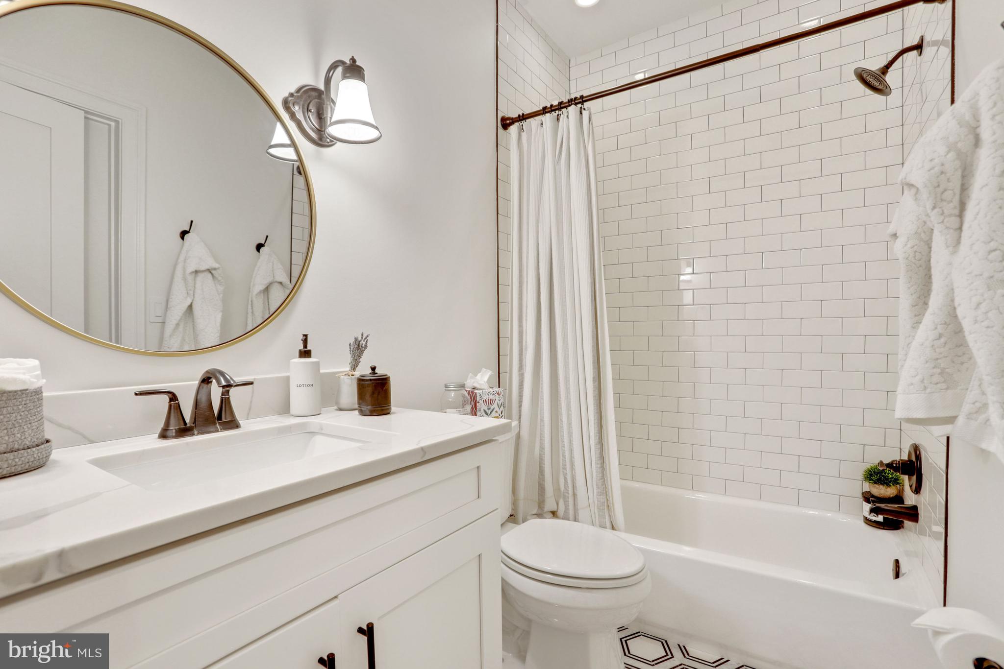 1215 Oates Street Northeast Washington, DC 20002 - Photo 24 of 44 Full Hall Bath