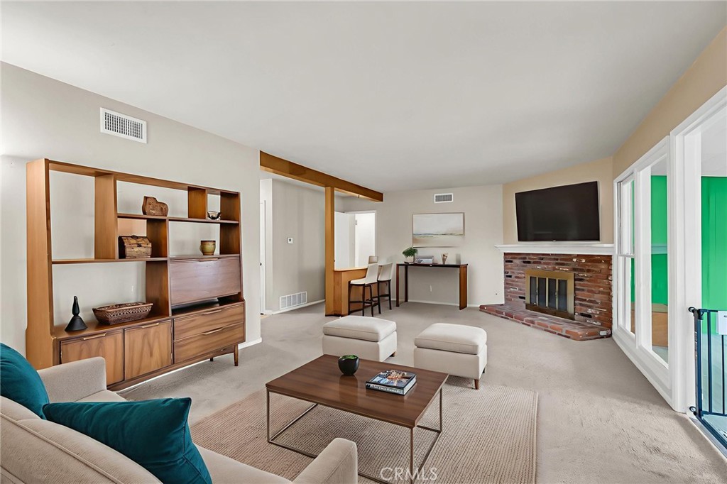 5648 Laredo Road Riverside, CA 92506 - Photo 12 of 37