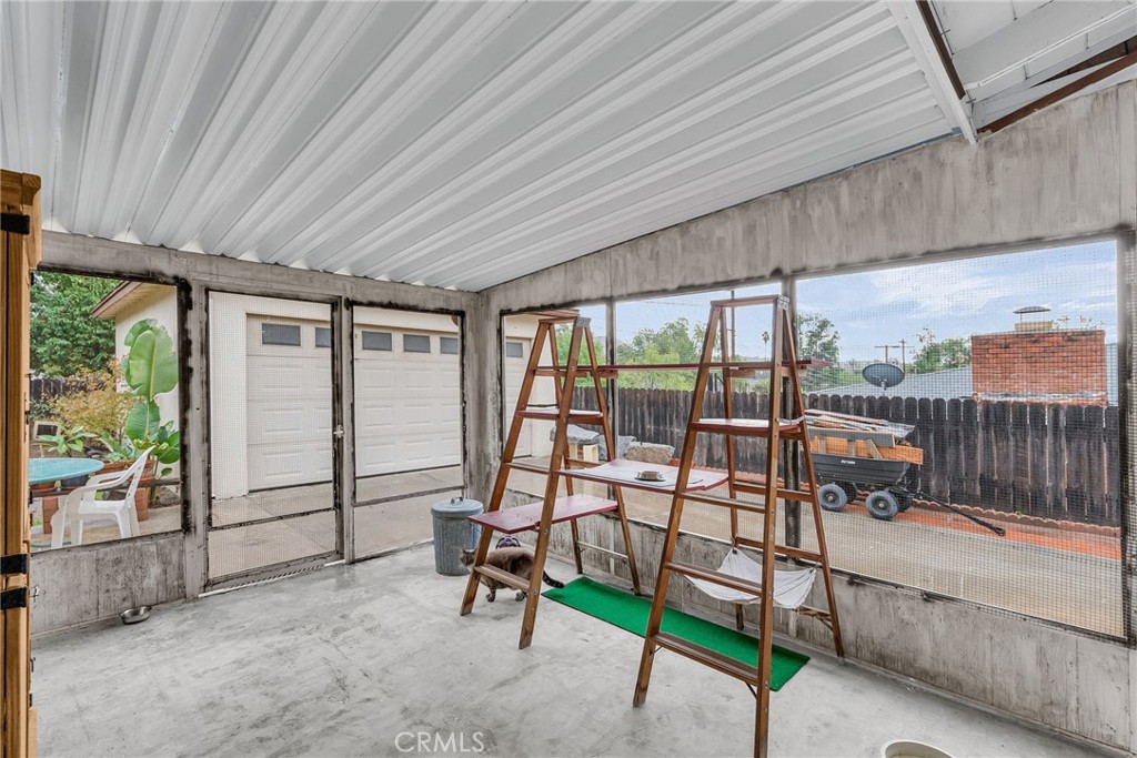 5648 Laredo Road Riverside, CA 92506 - Photo 29 of 37 screened in porch