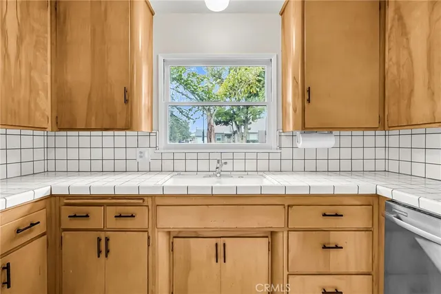 $639,000 | 5648 Laredo Road, Riverside, CA 92506