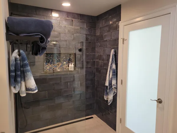 $85,000 | 8601 Fulton Avenue, Margate City, NJ 08402