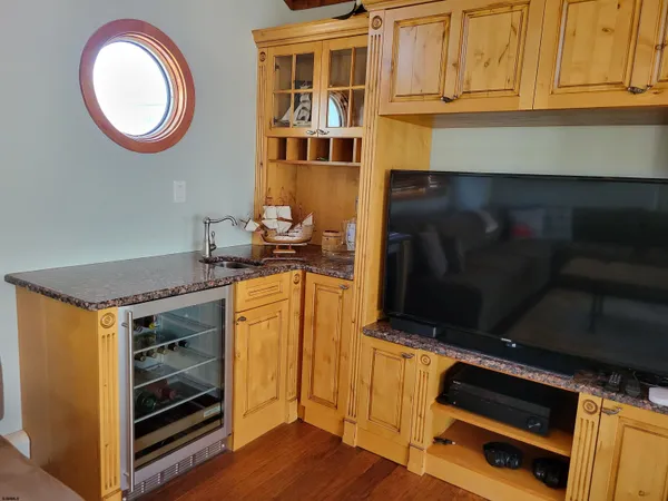 $85,000 | 8601 Fulton Avenue, Margate City, NJ 08402