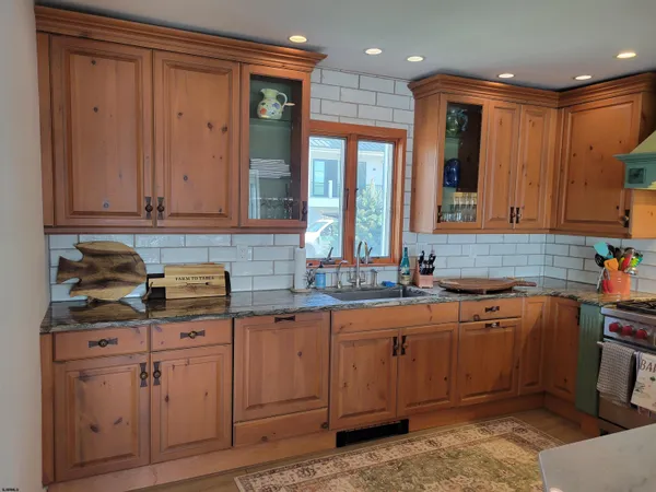 $85,000 | 8601 Fulton Avenue, Margate City, NJ 08402