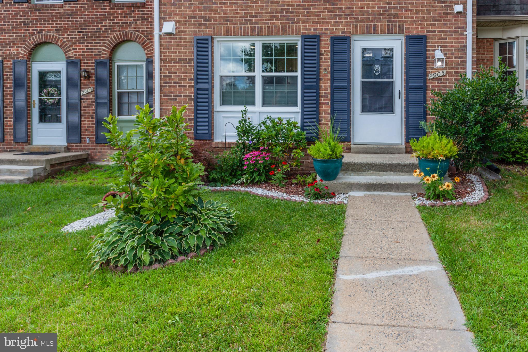 2905 Seminole Road Woodbridge, VA 22192 - Photo 2 of 26 Gallery Image 2
