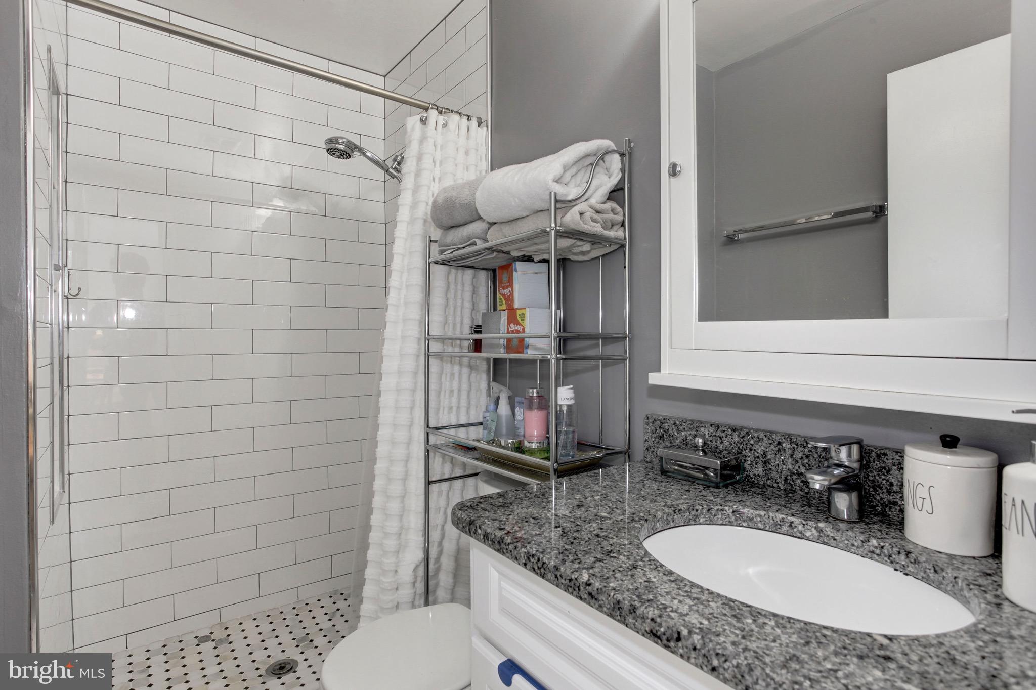 2905 Seminole Road Woodbridge, VA 22192 - Photo 19 of 26 Gallery Image 19