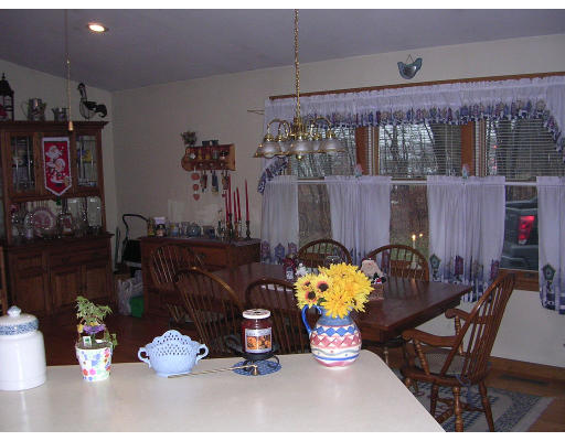 166 Thompson Road Webster, MA 01570 - Photo 3 of 5 Gallery Image 3