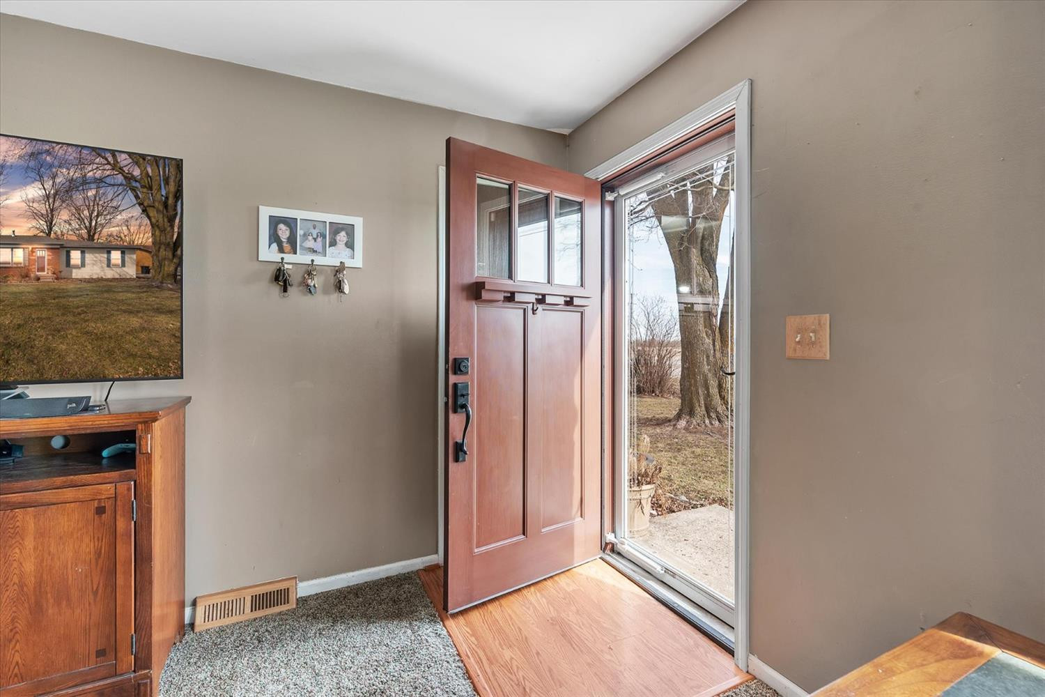 6847 Ann Arbor Road Dundee, MI 48131 - Photo 14 of 40 Photo 14