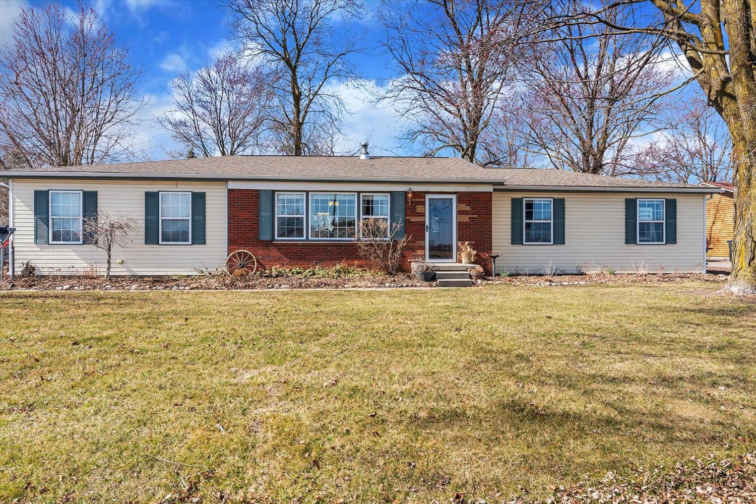 6847 Ann Arbor Road Dundee, MI 48131 - Photo 2 of 40 Photo 2