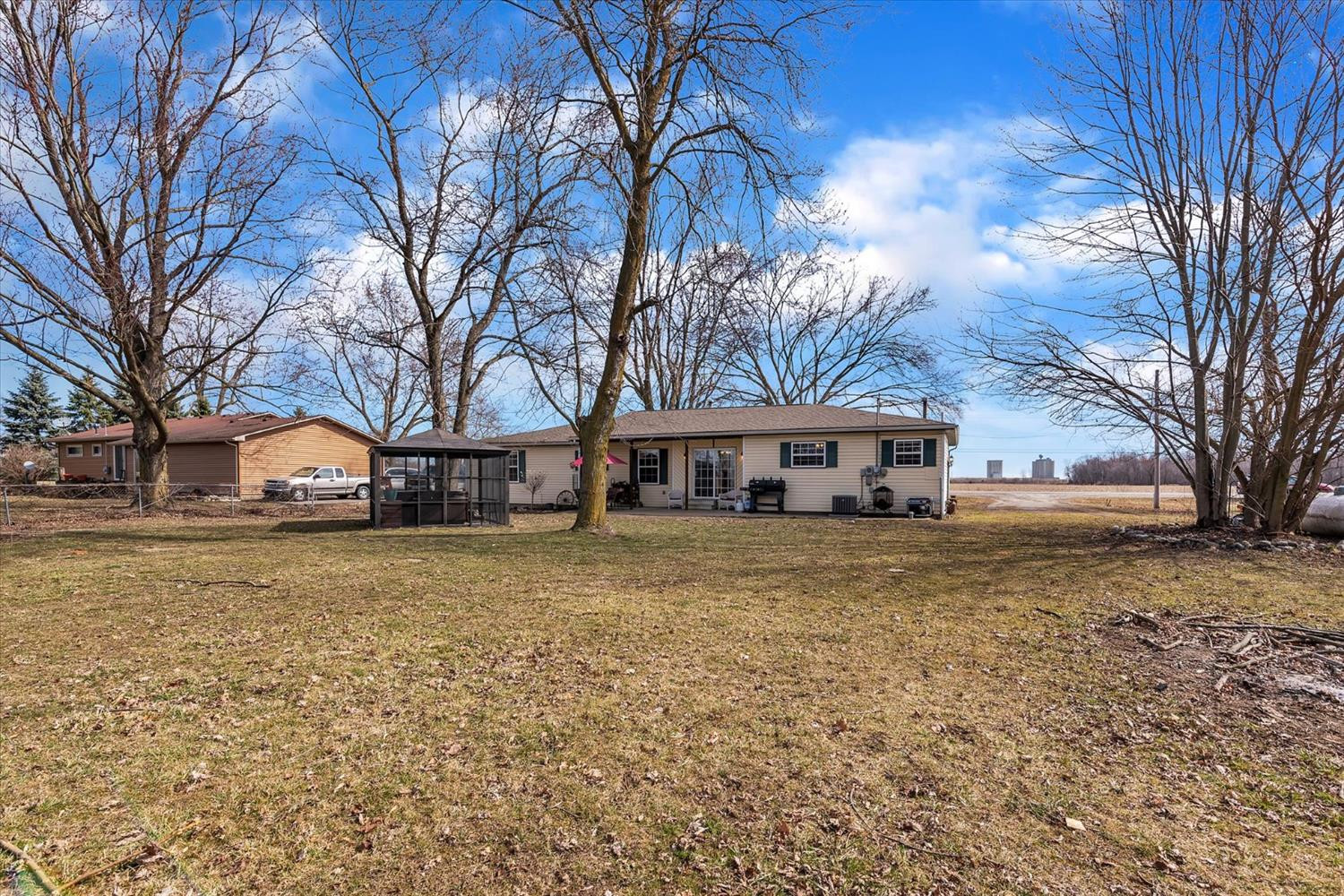 6847 Ann Arbor Road Dundee, MI 48131 - Photo 9 of 40 Photo 9