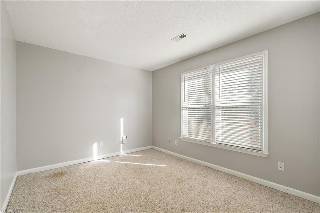 6018 Dawn Ridge Trail Greensboro, NC 27410 - Photo 17 of 37