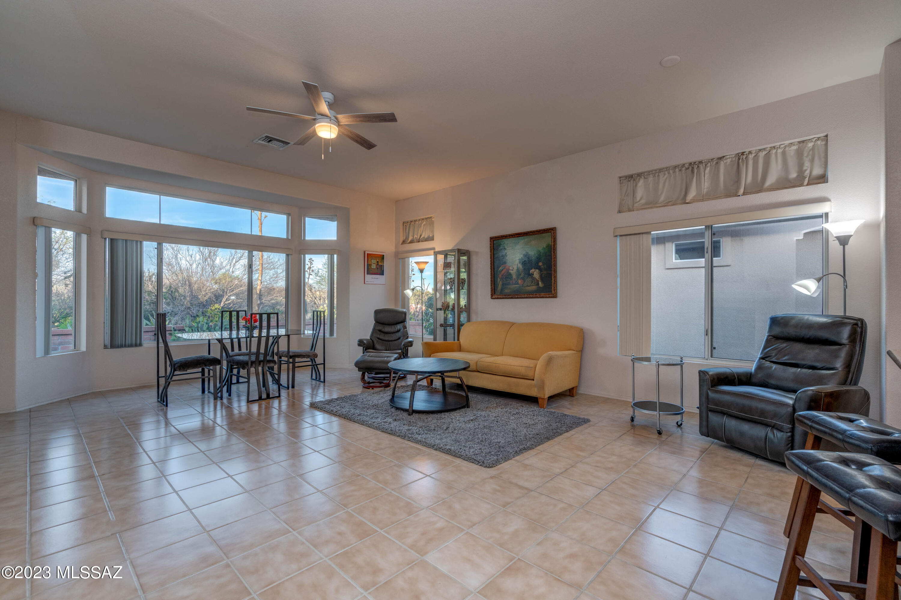 1733 East Crown Ridge Way Oro Valley, AZ 85755 - Photo 9 of 46