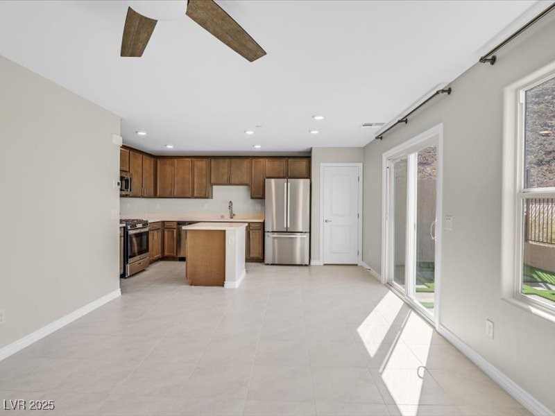 370 Rosefinch Street Henderson, NV 89012 - Photo 4 of 27