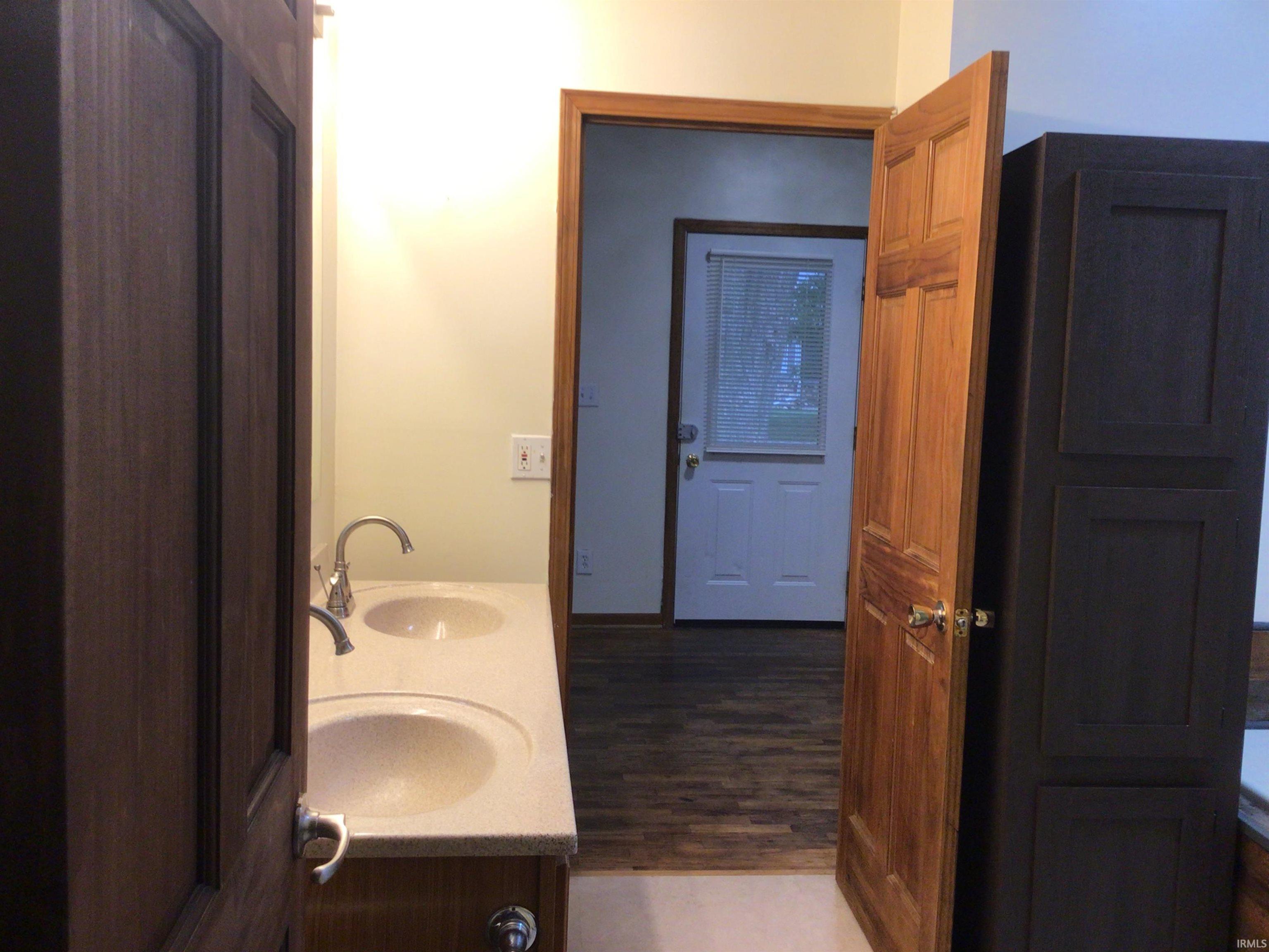 705 North Riverside Drive Winamac, IN 46996 - Photo 26 of 34