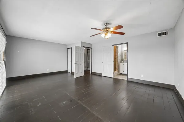 $159,000 | 781 Country Pl Drive, Unit 2045, Houston, TX 77079