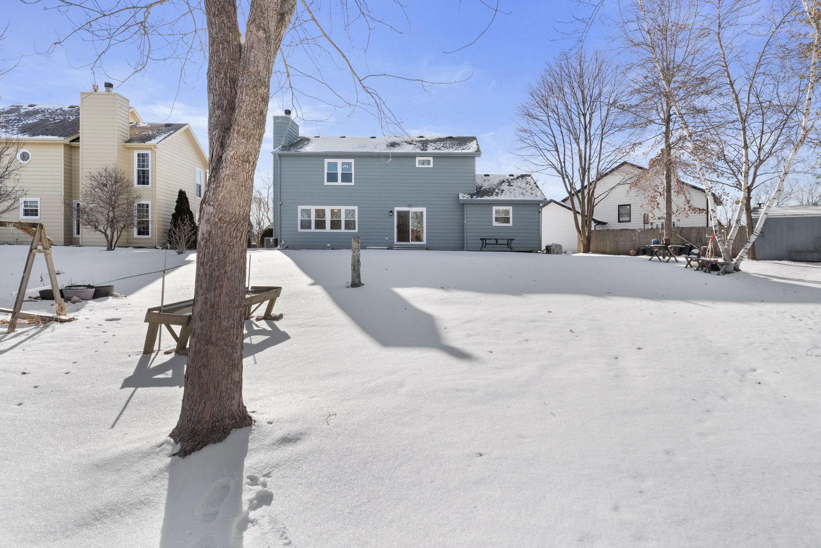 1136 10 Pin Lane Zion, IL 60099 - Photo 27 of 33