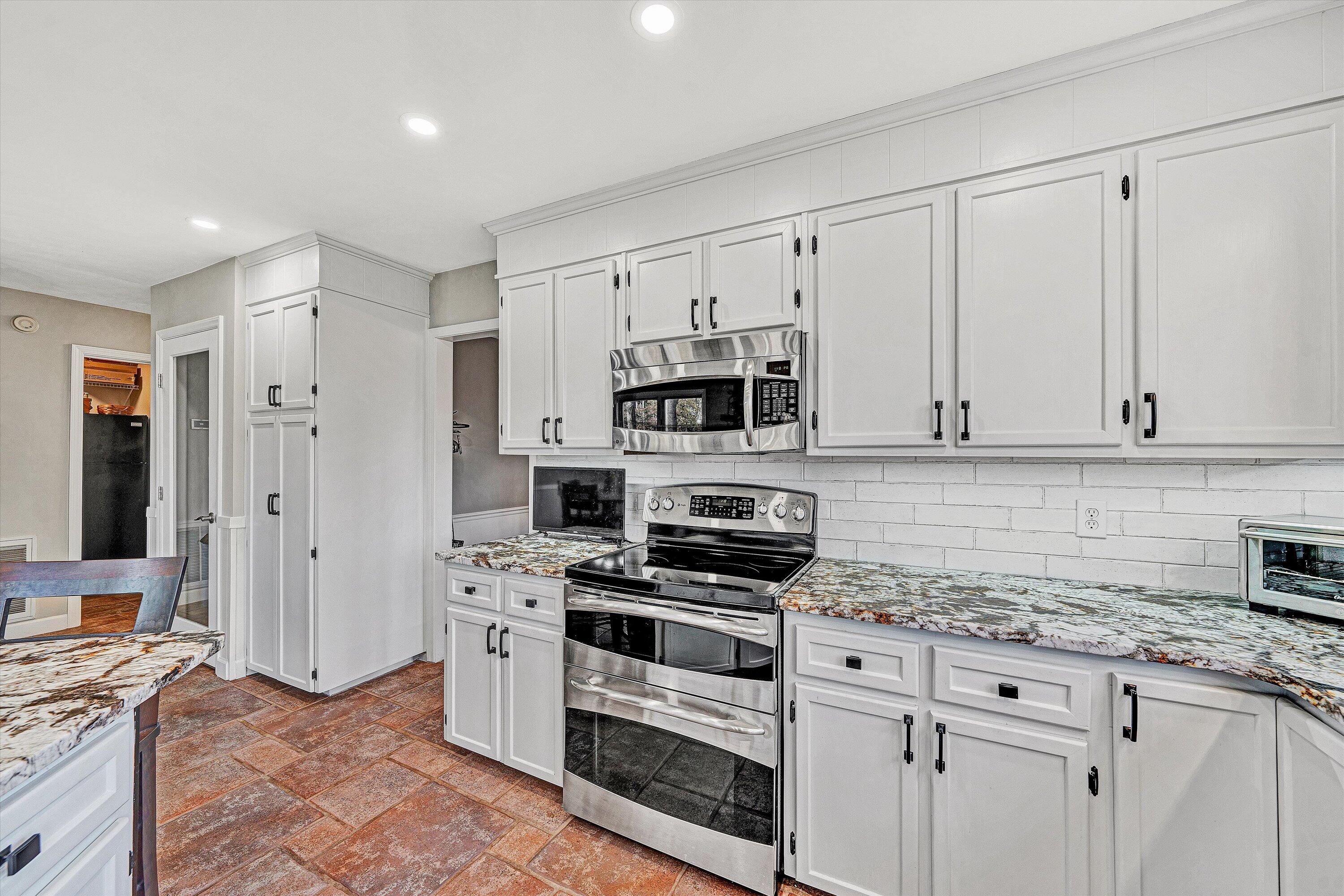36 York Street Roanoke, VA 24019 - Photo 21 of 90 18-DSC00305