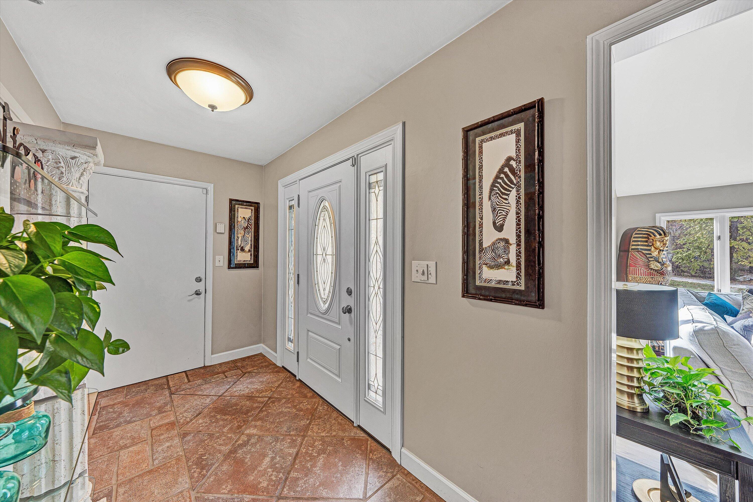 36 York Street Roanoke, VA 24019 - Photo 26 of 90 a view of a hallway with wooden floor and windows