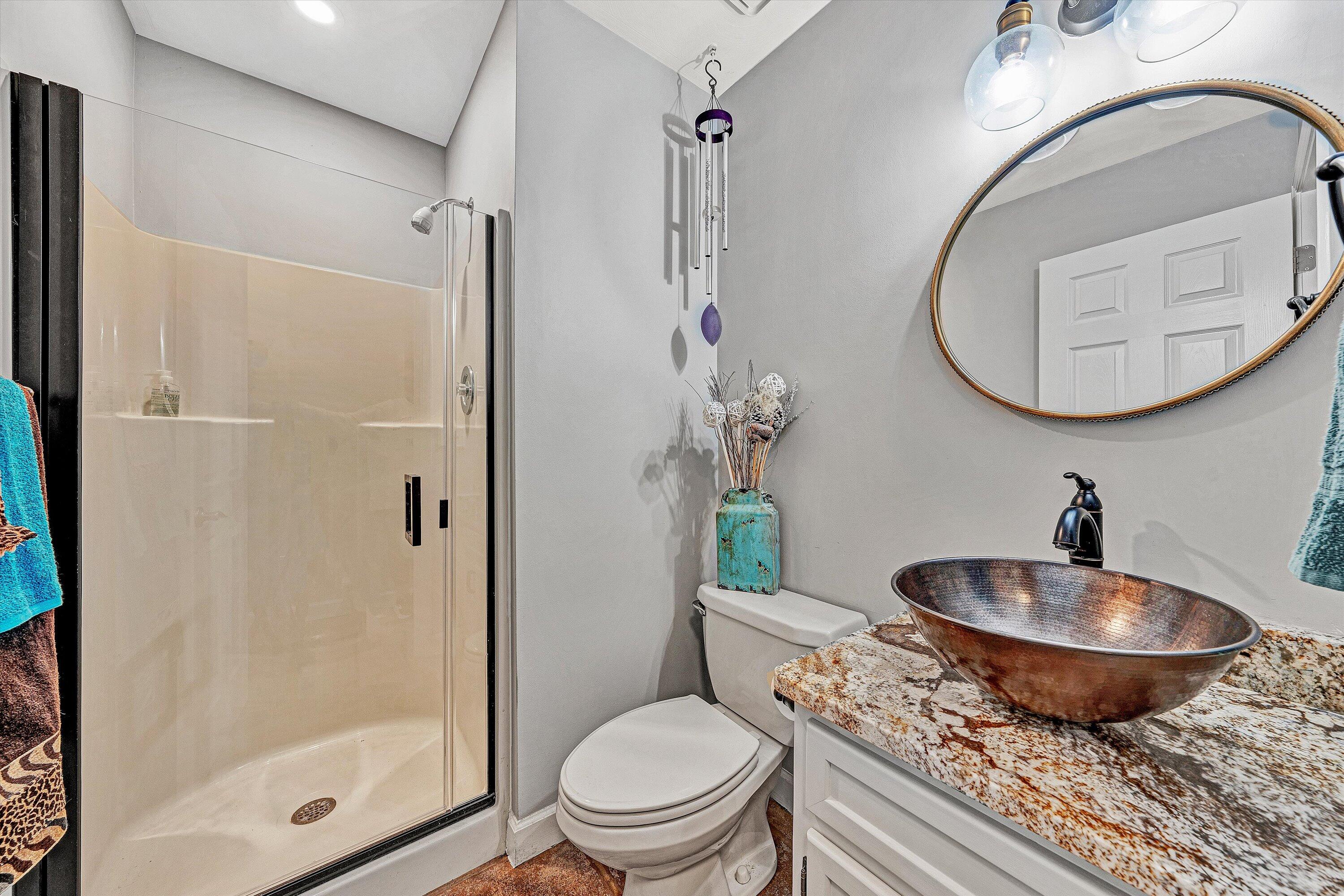 36 York Street Roanoke, VA 24019 - Photo 31 of 90 a bathroom with a toilet a sink and a mirror