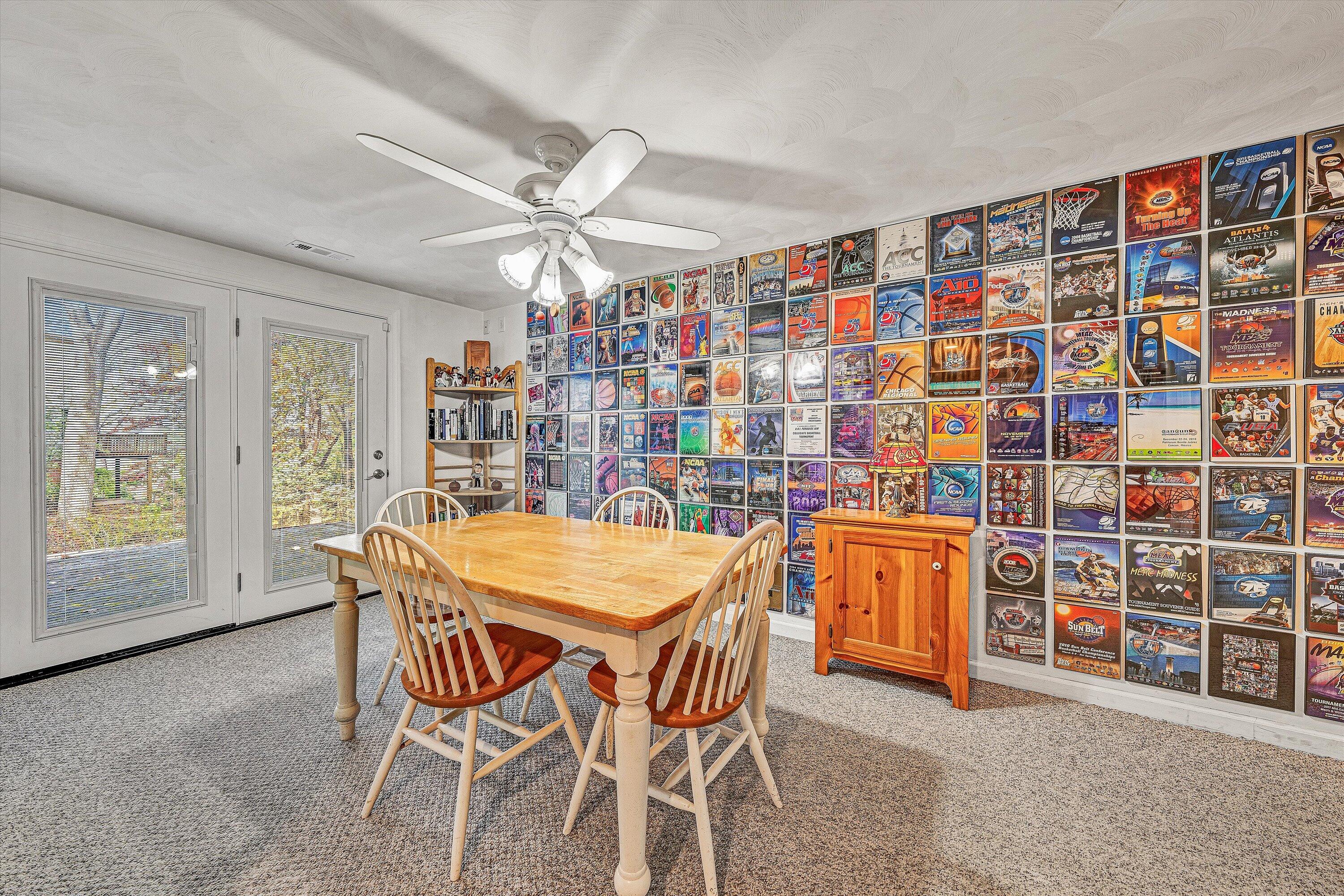 36 York Street Roanoke, VA 24019 - Photo 43 of 90 a dining room with stainless steel appliances kitchen island granite countertop a dining table chairs and a large window